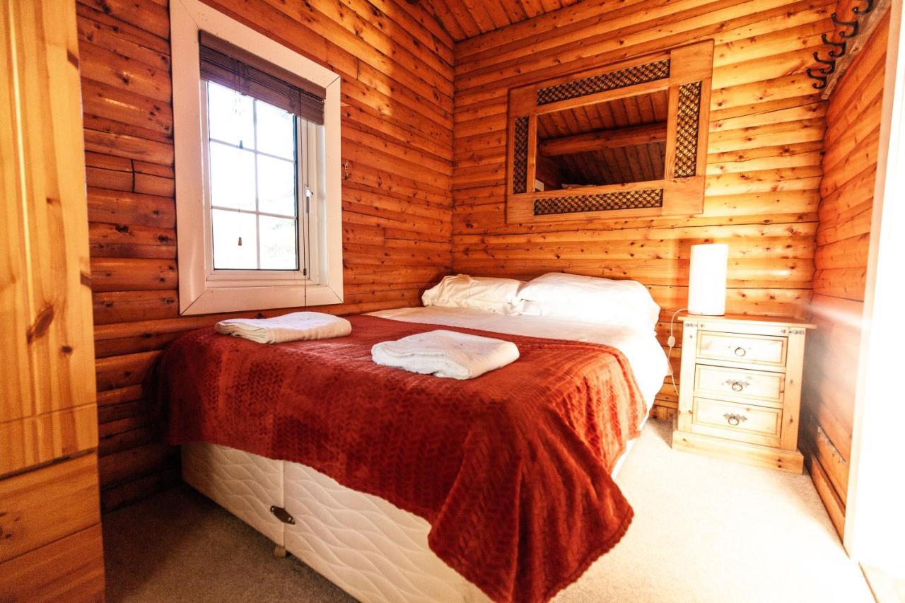 Stunning Log Cabin With Garden In Snowdonia - Hosted By Seren Short Stays Trawsfynydd Extérieur photo